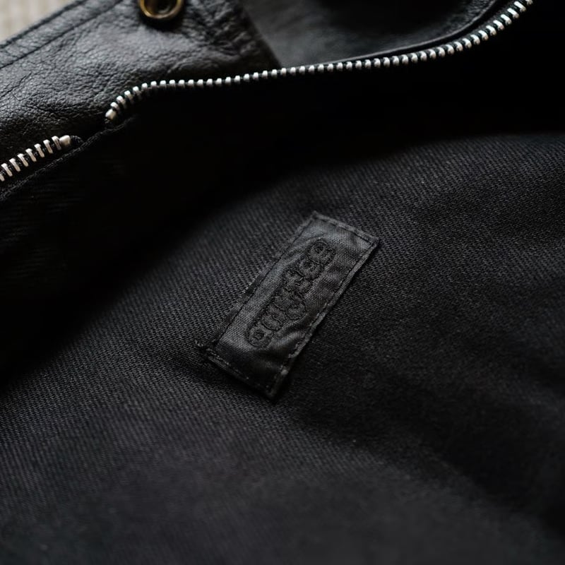 4月末お届け予定分_Fragments of Vintage Leather_Parachut