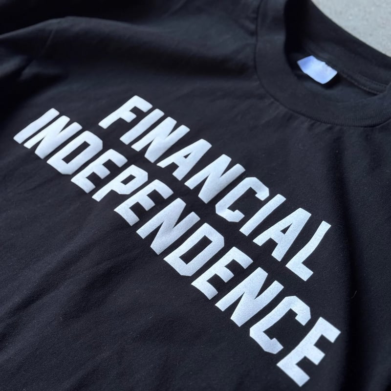 トップス anytee classics Financial Independent anytee classics] Financial Independent Tee_Whi