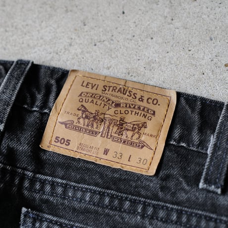 [W33 L30] Levi's 505 Black