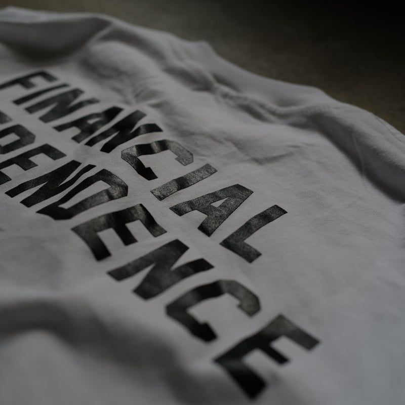 anytee classics] Financial Independent Tee_Whi