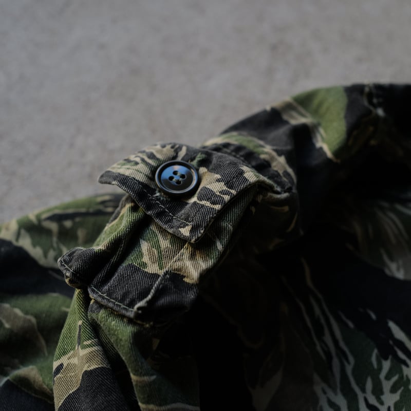 XL fit］Tiger Stripe Camo Jacket_no.00 | anytee