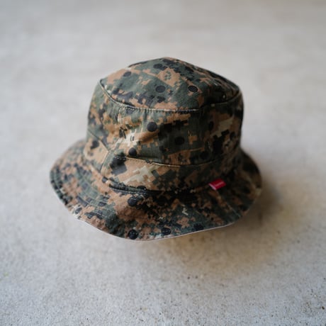 COMME des GARCONS SHIRT × Supreme Digital Camouflage Hat