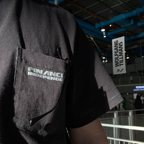 ［anytee classics］Financial Independent Pocket tee