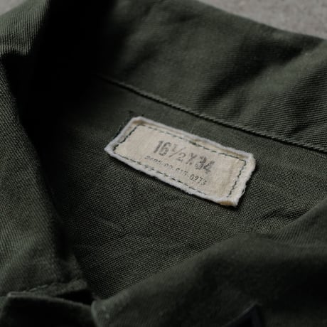 ［16 (1/2) / XL fit］USARMY Olive Green Shirts