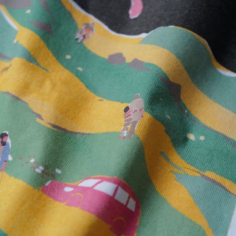 映画公式TEE/CAP『君は行く先を知らない(英題 HIT THE ROAD)』× anytee