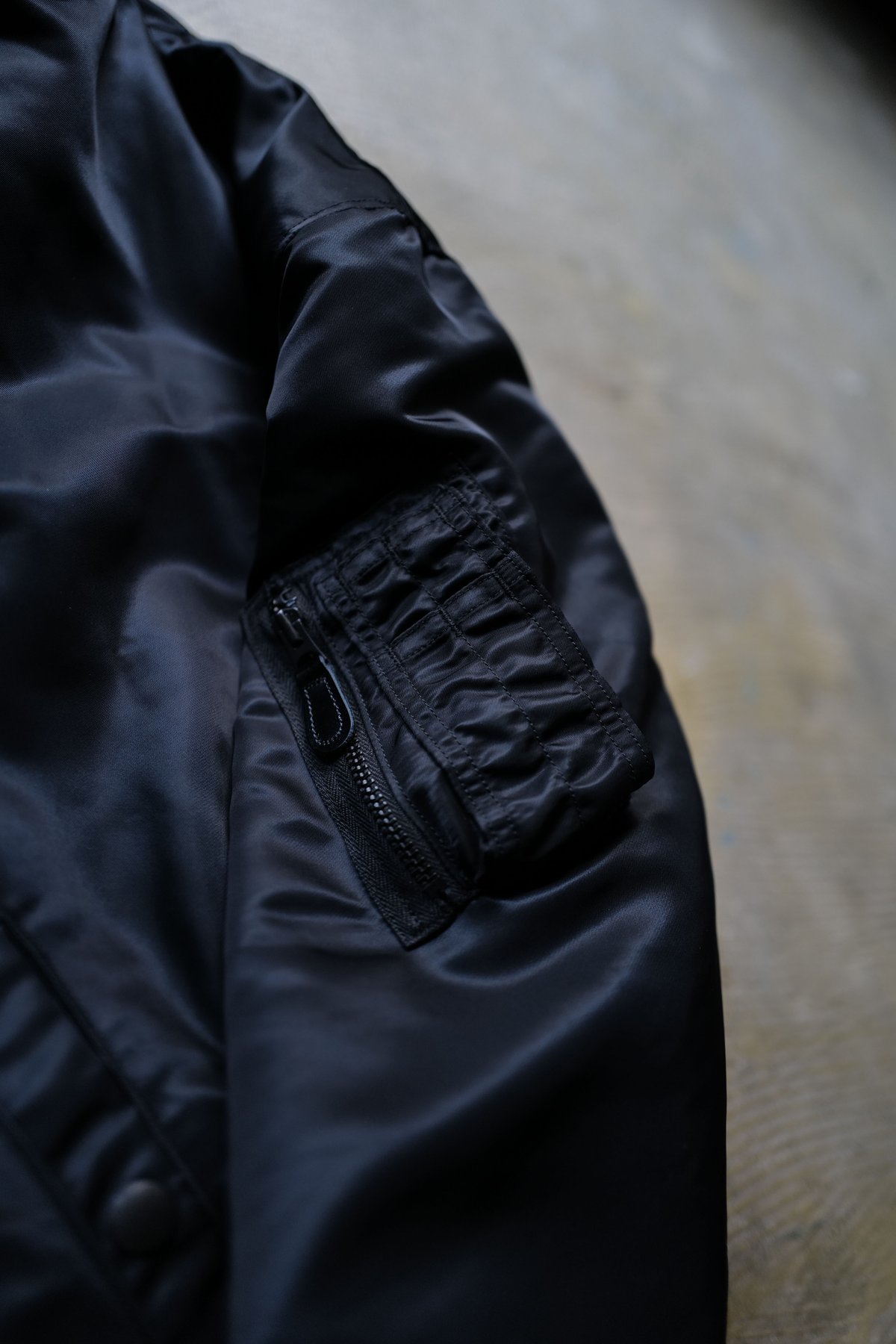 店舗限定 anytee ブリーチMA-1 コンコルド製　初期タイプ 紙タグ付 Super Black