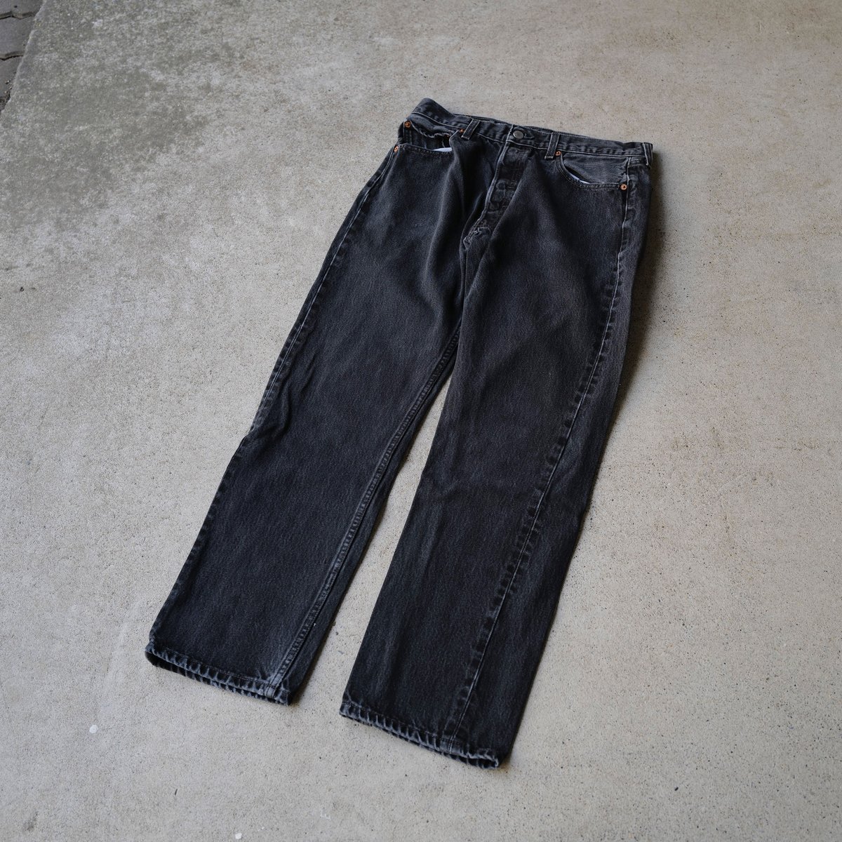 W33 L30］Levi's 501_Sulfur Black_no.11 | anytee