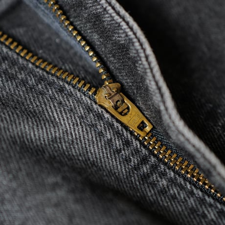 [W33 L30] Levi's 505 Black