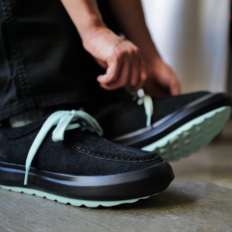Big Foot "wander .etc"  × anytee