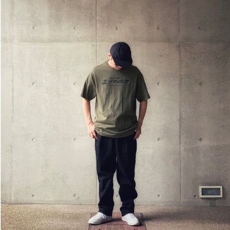 ブラック/オリーブ ミリマニア Tee