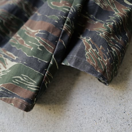 ［XL］B.D.U. Jacket_Tiger Camo_deadstock