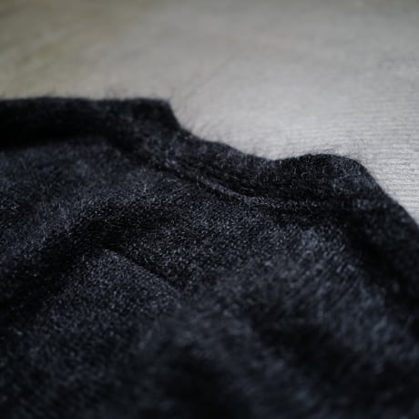 8周年記念店頭限定 Kid Mohair Cardigan "Charcoal Black Pink"