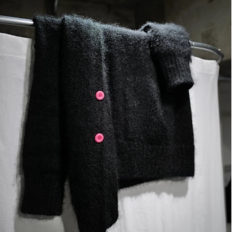 Kid Mohair Cardigan "Black Pink"