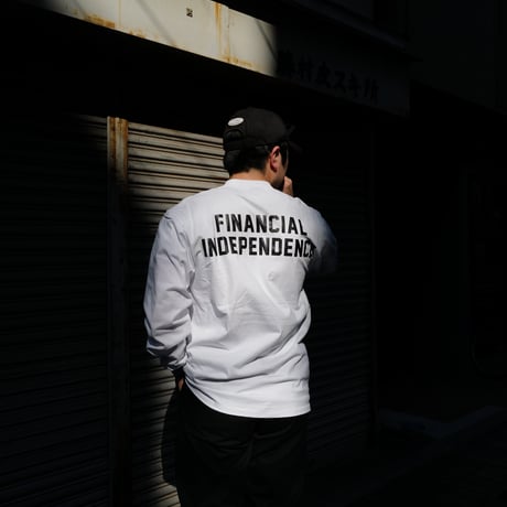 [anytee classics] Financial Independent Tee_White × Diamond Blue