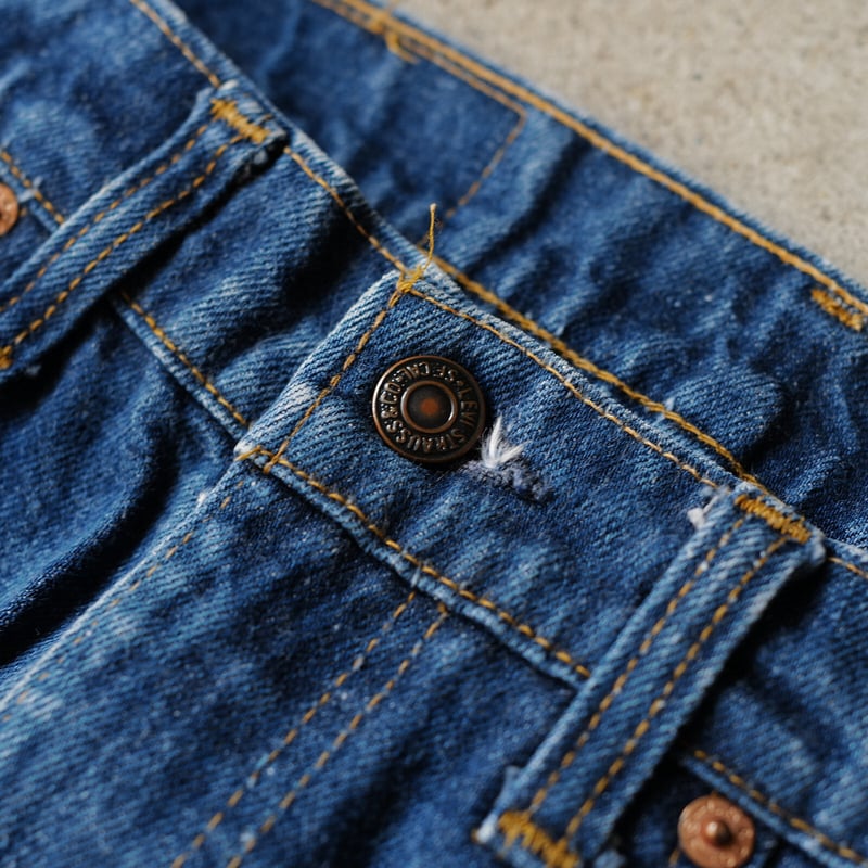 W34 L30] Levi's 505 | anytee