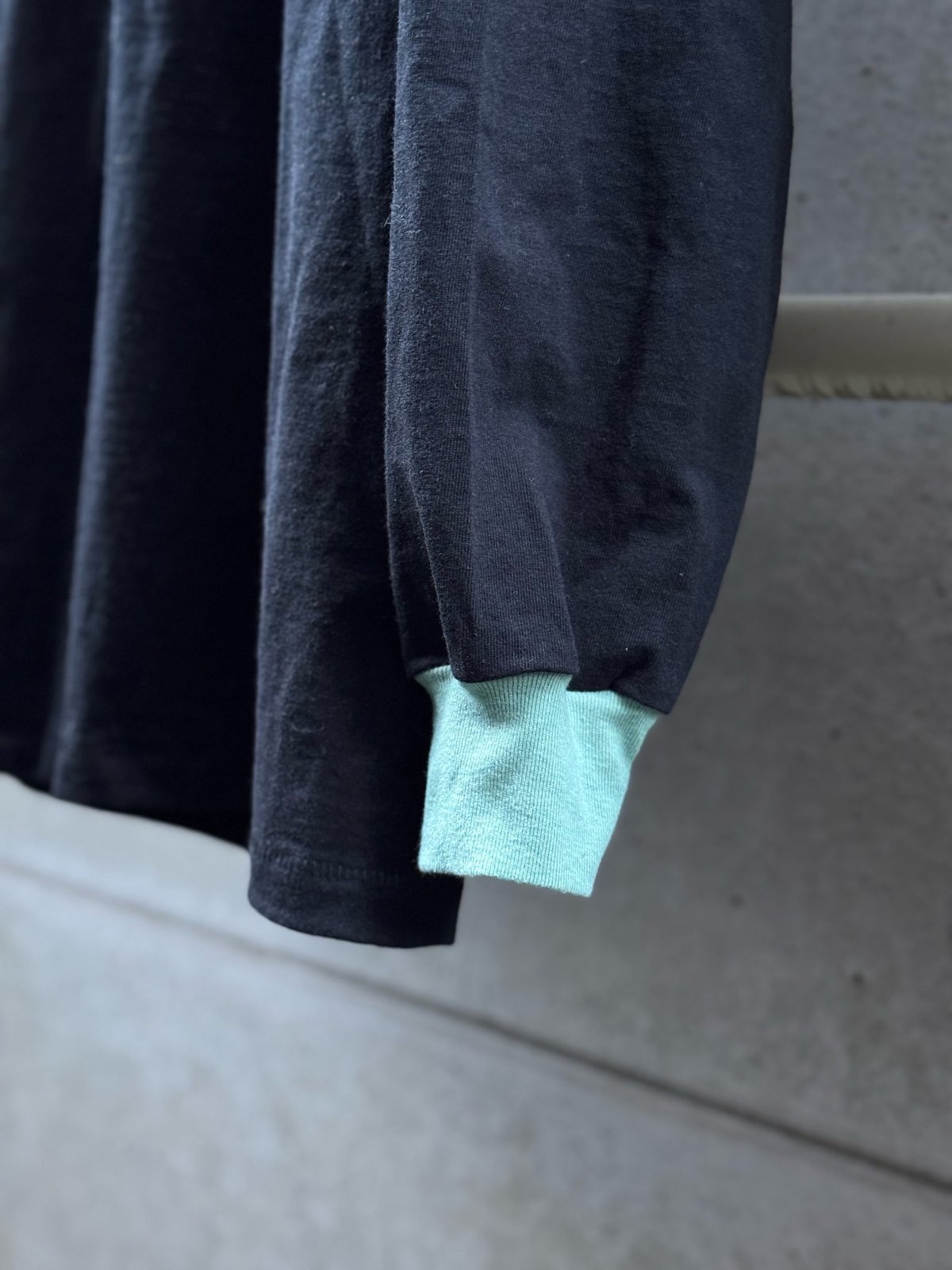 anytee classics] Financial Independent Tee_Bla