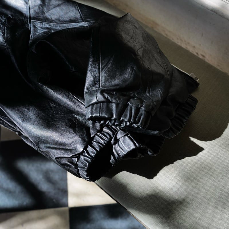 11月下旬お届け再販分］Fragments of Vintage Leather_Zip-u