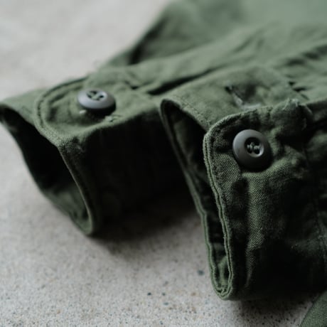 ［16 ( 1/2) / XL fit］U.S.NAVY Olive Green Shirts_Cotton100_deadstock_no.39