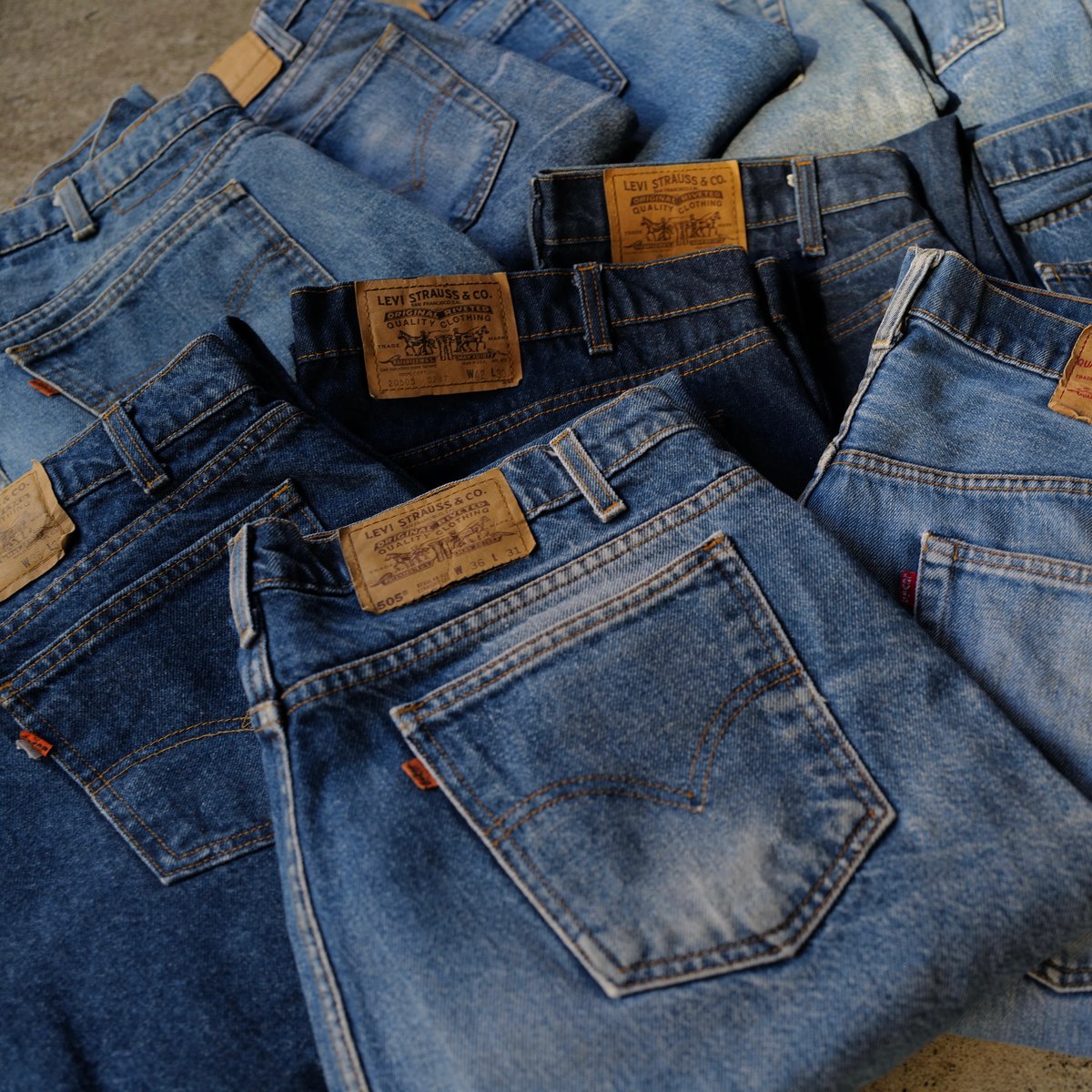 anytee リーバイス 505 サルファ　ベルベルジン　waiper W38 L32］Levi's 505 Sulfur Black_Deadstock | an