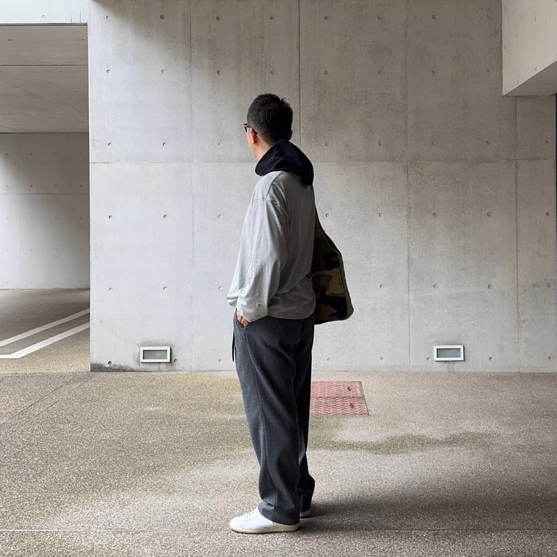 anytee classics] Two Tone Hoodie | anytee