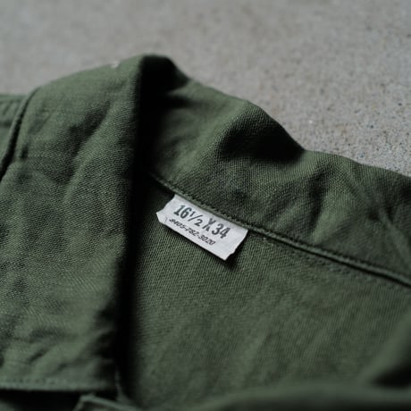 ［16 ( 1/2) / XL fit］U.S.NAVY Olive Green Shirts_Cotton100_deadstock_no.39