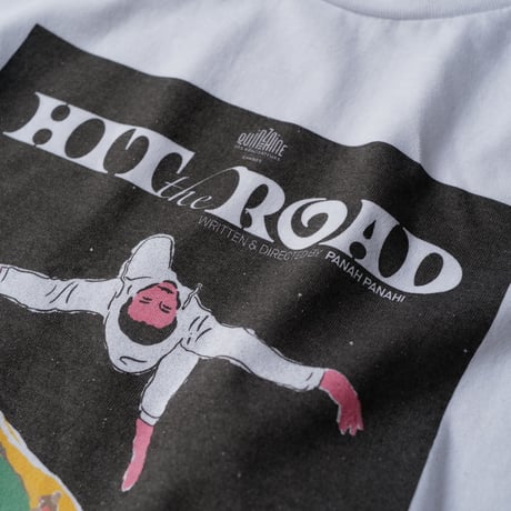 映画公式TEE/CAP『君は行く先を知らない(英題 HIT THE ROAD)』× anytee