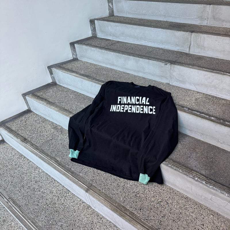 anytee classics] Financial Independent Tee_Bla