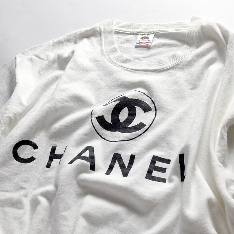 Tシャツ　シャネル CHANEL(シャネル) ハートグラフィックTシャツ ホワイト×ブルー