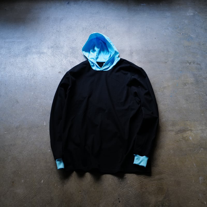 トップス [anytee classics] Two Tone Hoodie anytee classics] Two Tone Hoodie | anytee