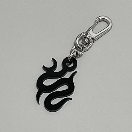 蛇と棘と月　tattoo keyholder