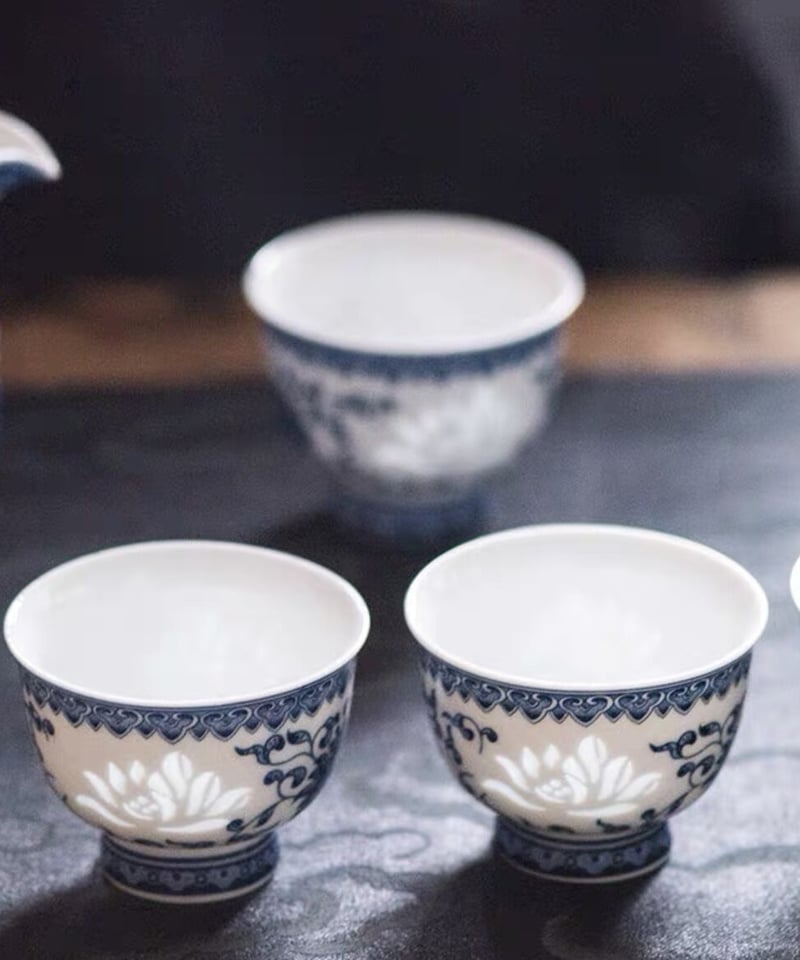 CS130 青花磁茶器「蓮花」 | 中国茶専門店GUDDI