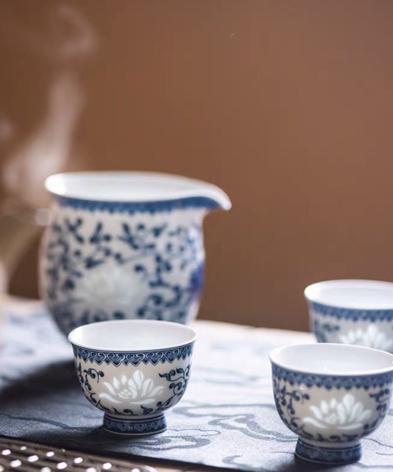 CS130 青花磁茶器「蓮花」 | 中国茶専門店GUDDI