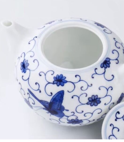 CH2 青花茶壺 「蝶恋」 | 中国茶専門店GUDDI