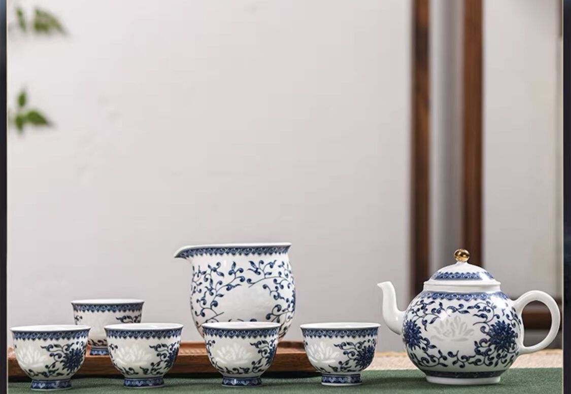 CS130 青花磁茶器「蓮花」 | 中国茶専門店GUDDI