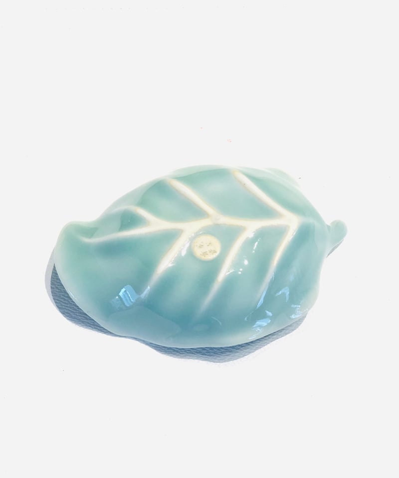 SH006 青磁茶則「蓮花」 | 中国茶専門店GUDDI