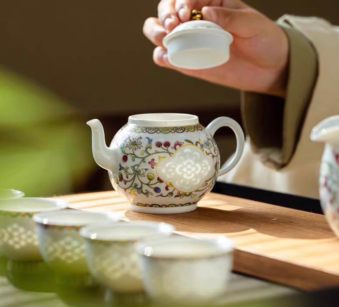 CS131 青花磁茶器「如意」 | 中国茶専門店GUDDI