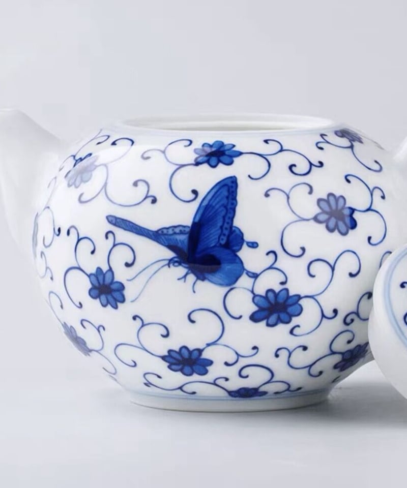 CH2 青花茶壺 「蝶恋」 | 中国茶専門店GUDDI