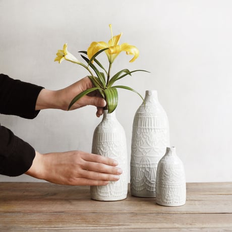 Doily  vase
