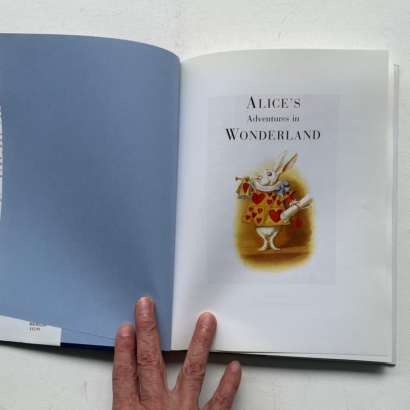 ALICE'S Adventures in WONDERLAND | 古書まどそら堂