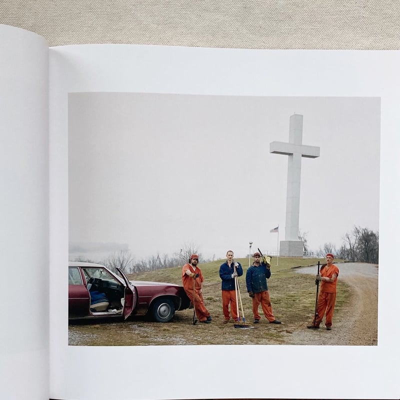 Alec Soth｜SLEEPING BY MISSISSIPPI | 曲線