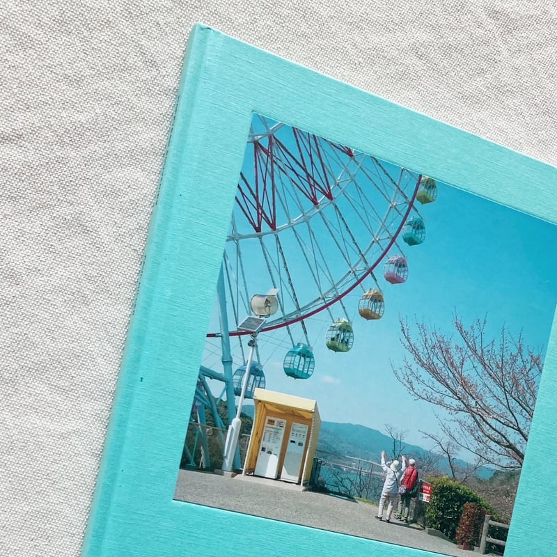 Paul Hiller｜HappySad Souvenirs | 曲線