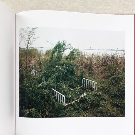 Alec Soth｜SLEEPING BY MISSISSIPPI