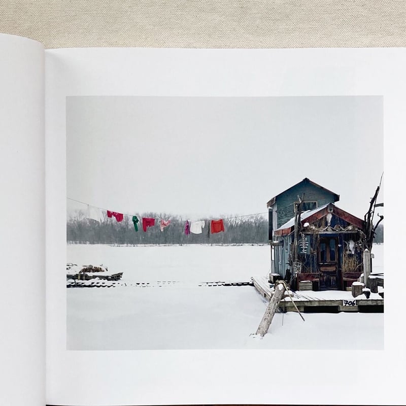 Alec Soth|SLEEPING BY MISSISSIPPI | 曲線 Alec Soth|SLEEPING BY MISSISSIPPI | 曲線