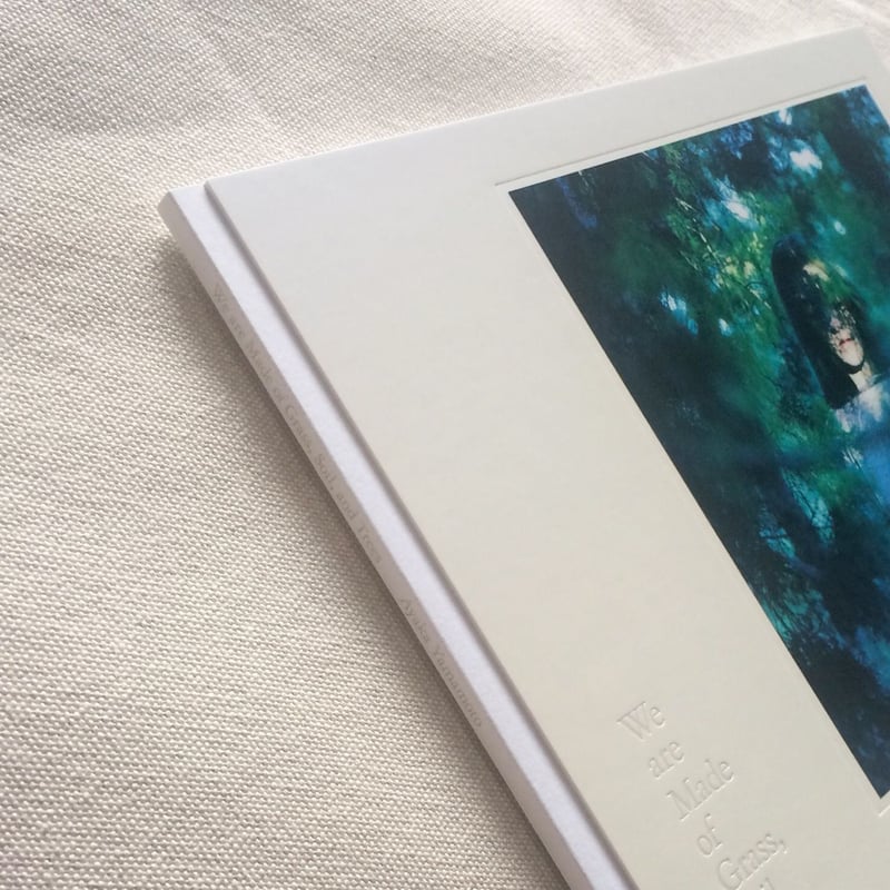 山元彩香｜We are Made of Grass, Soil, and Trees | 曲線