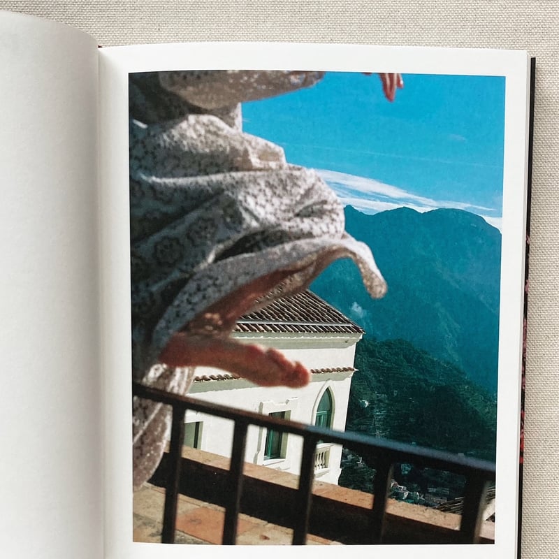 Pia Riverola｜DIAS | 曲線