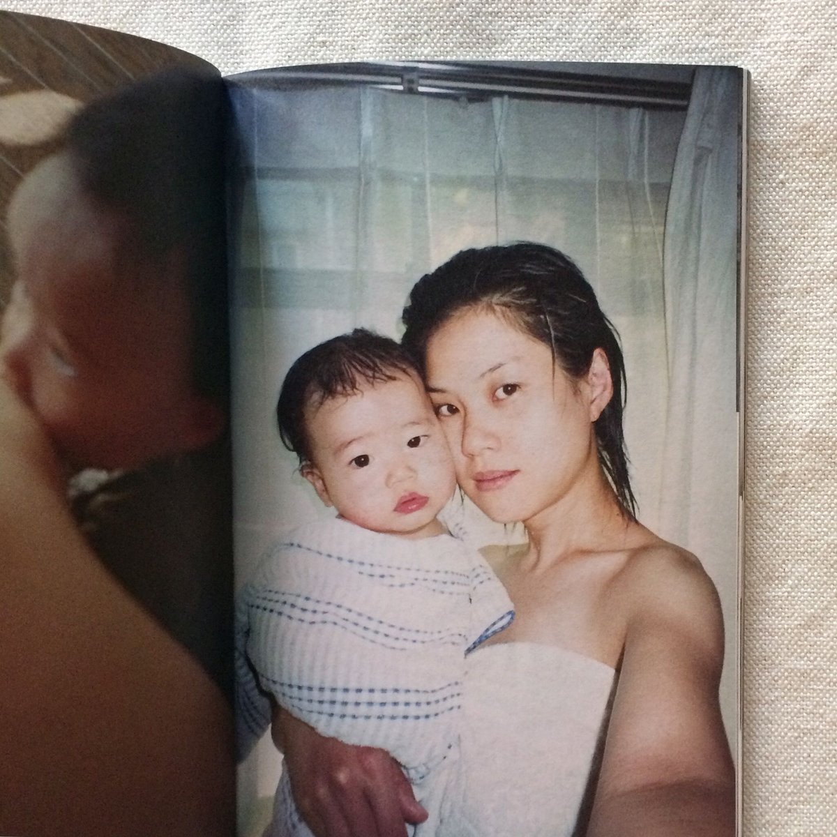 長島有里枝｜Self-Portraits | 曲線