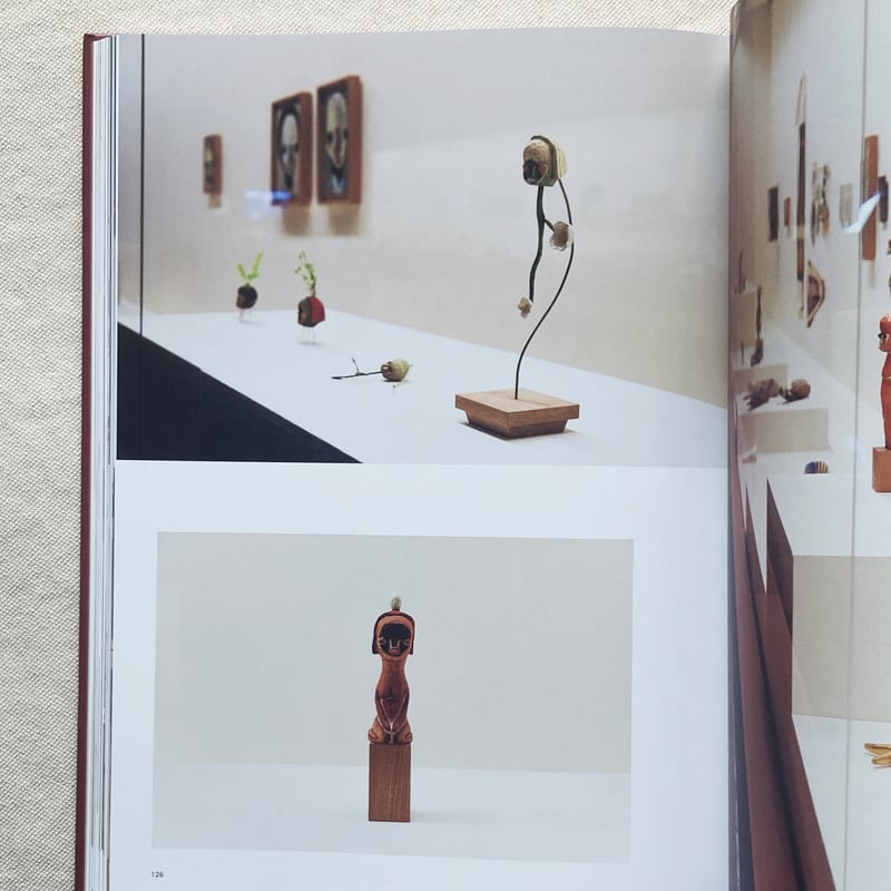 加藤泉｜何者かへの道 | 曲線