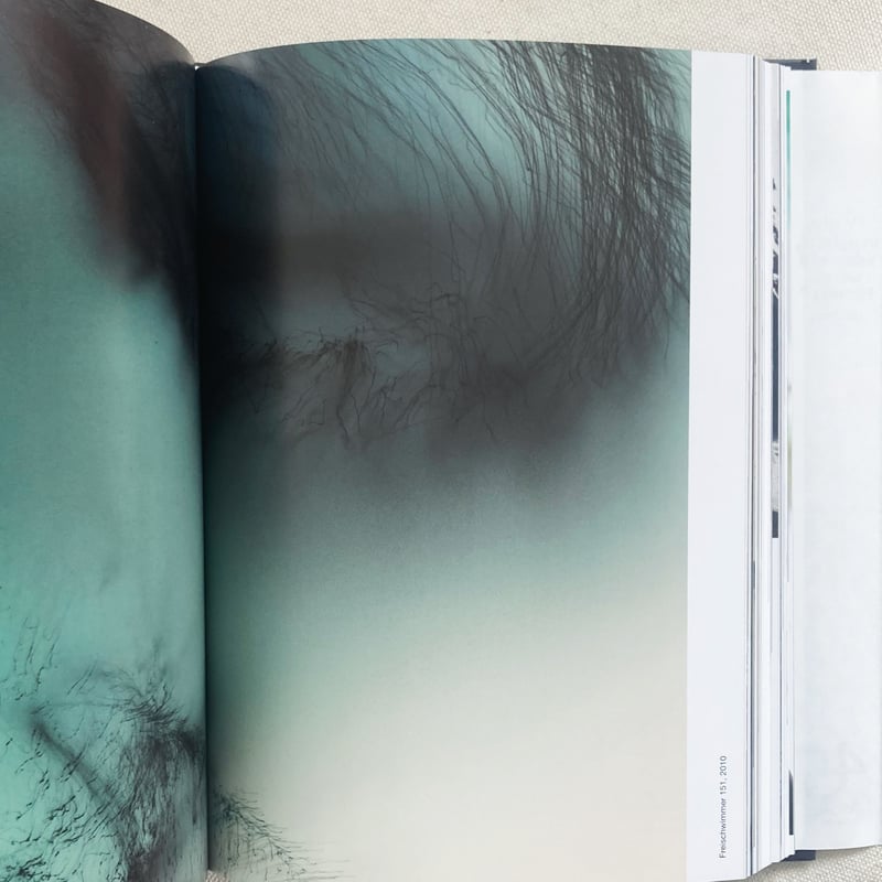 WOLFGANG TILLMANS FOUR BOOKS [45TH EDITION] | 曲線