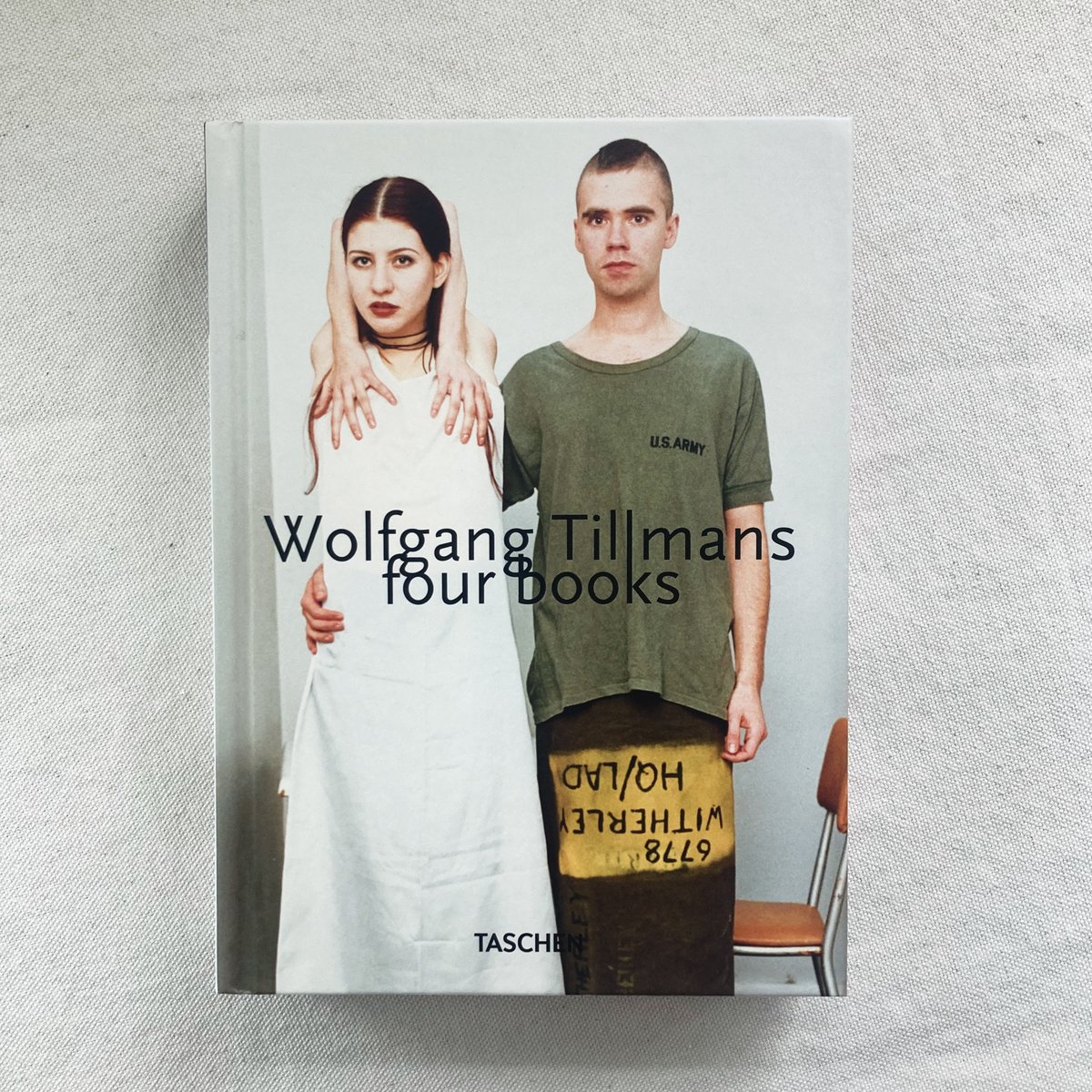 WOLFGANG TILLMANS FOUR BOOKS [45TH EDITION] | 曲線