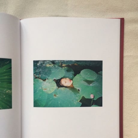 任航｜我母親（Ren Hang ｜ For my mother）
